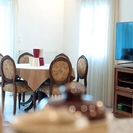 Oasis Olympia Apartments Smila Ngoại thất bức ảnh